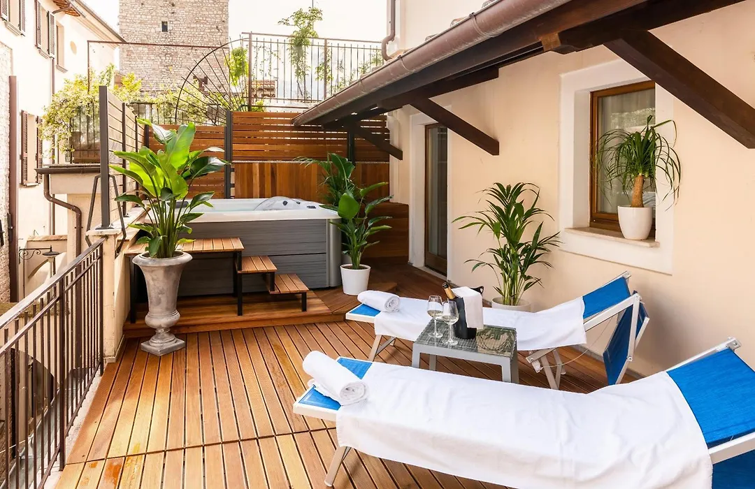 Gg8 Hotel & Suite Spa-1